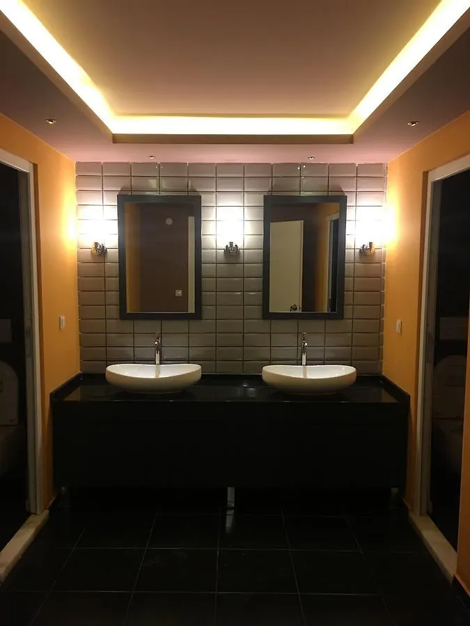 Sakura Suit Hostel Fethiye Törökország