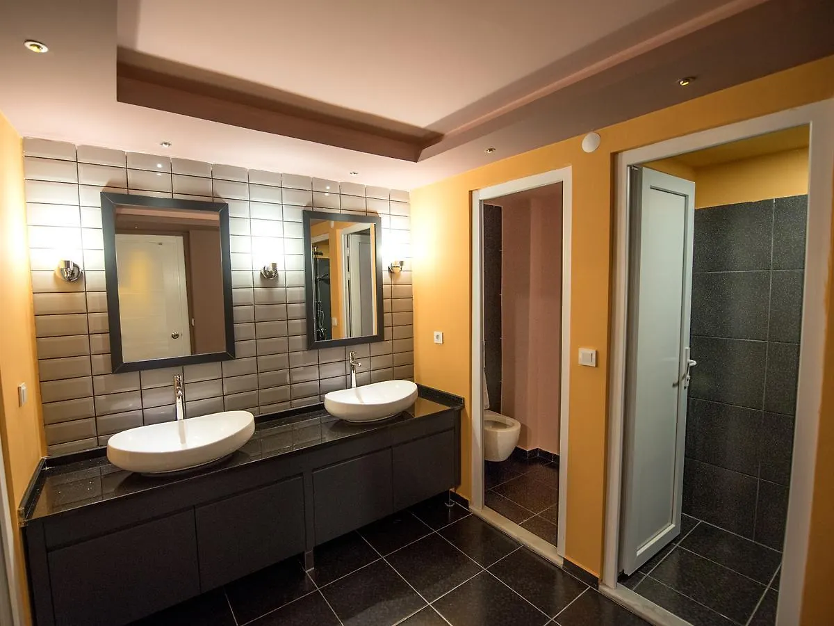 Sakura Suit Hostel Fethiye