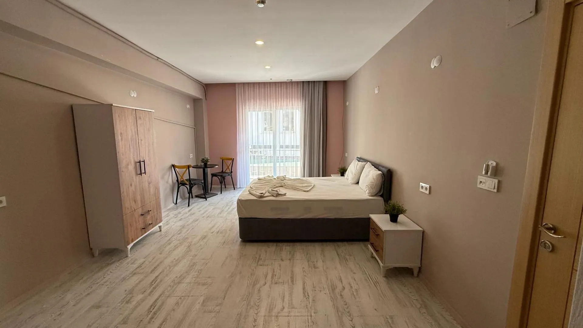 Sakura Suit Hostel Fethiye